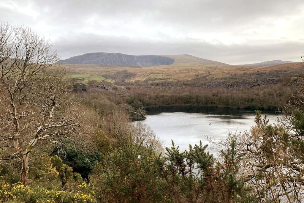 Welsh Holiday Home Sleeps 5 Close To Beaches & Mountains Nantlle Exterior photo